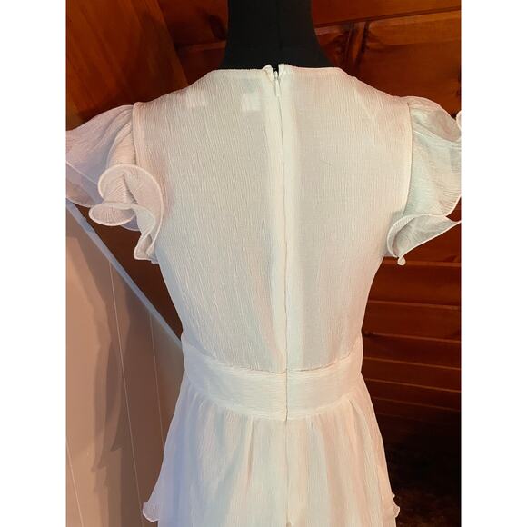 ASTR the Label NWOT - White Emporia Tiered Tulle Midi Dress - Large - Picture 11 of 12